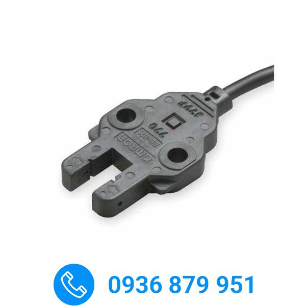 Cảm biến quang Omron EE-SX770 2M